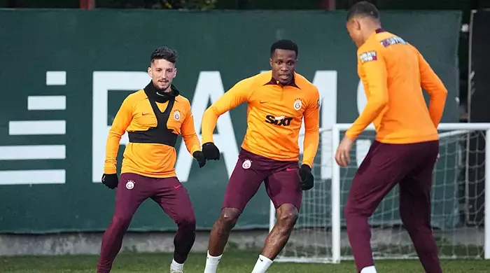 Galatasarayda Çalışmalara Başladı