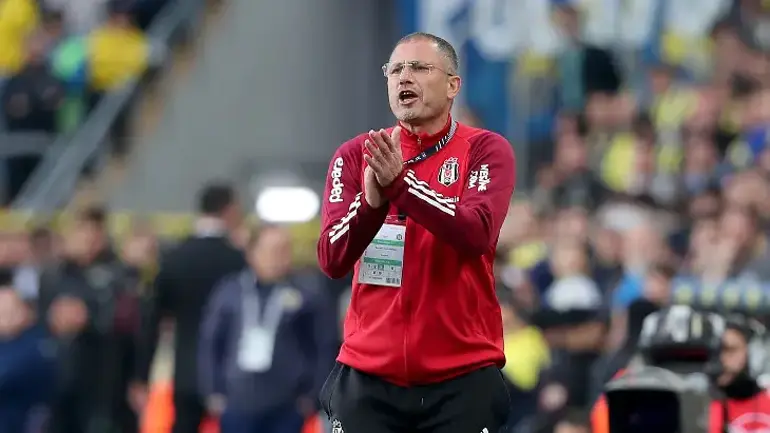 Beşiktaş'ta Serdar Topraktepe'den derbi sonrası hakem isyanı